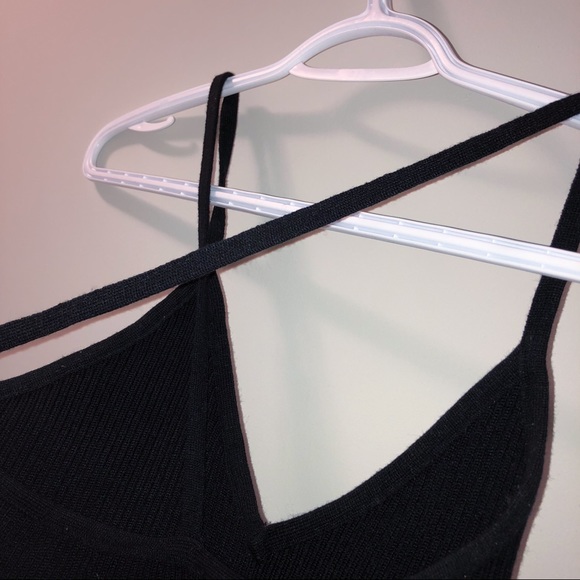 Black Stretchy Ribbed Tank Top - Picture 3 of 3